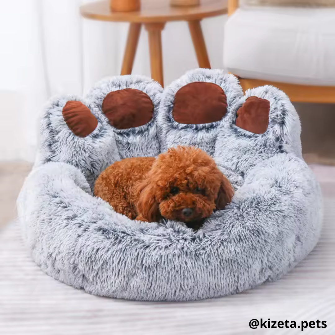 CAMA ANTIANSIEDAD 100% LAVABLE EN FORMA HUELLA DE OSO PARA PERROS O GATOS