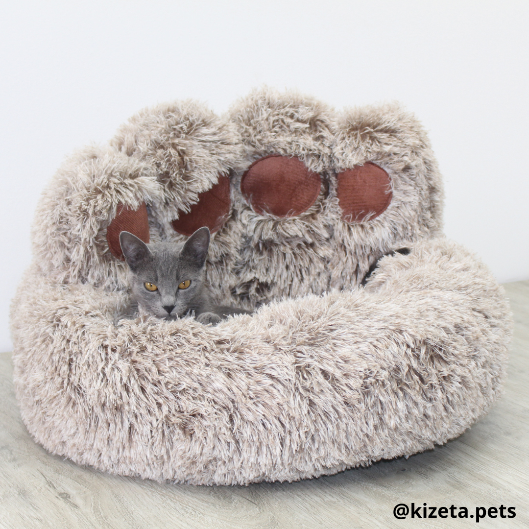 CAMA ANTIANSIEDAD EN FORMA HUELLA DE OSO PARA GATOS (S 70CM DE DIÁMETRO)